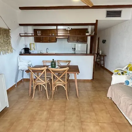 Arenes By El Conserje *